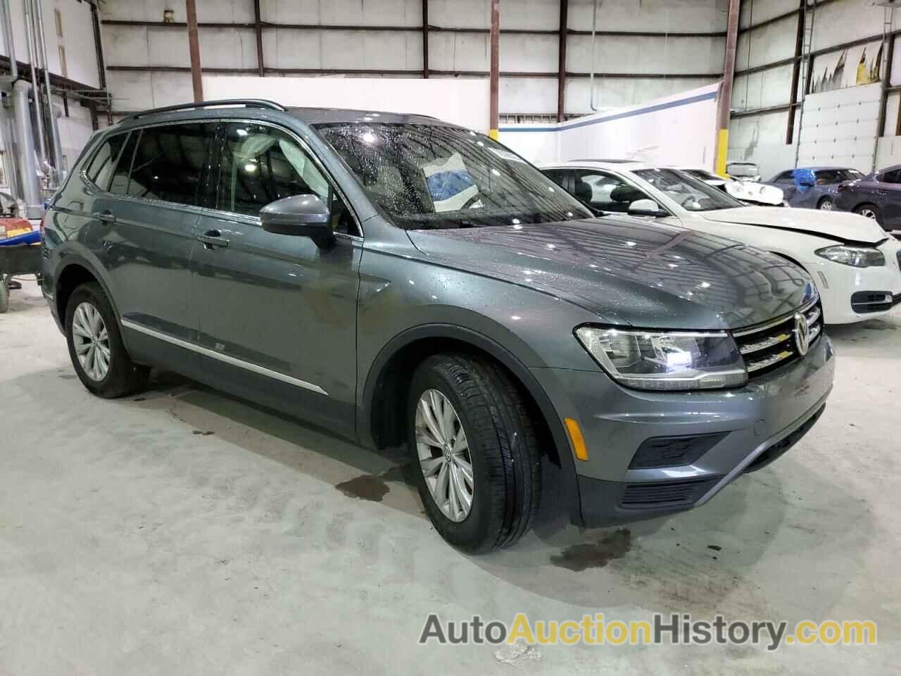 VOLKSWAGEN TIGUAN SE, 3VV2B7AX8JM188225