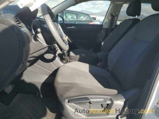 VOLKSWAGEN TIGUAN S, 3VV1B7AX0JM116592