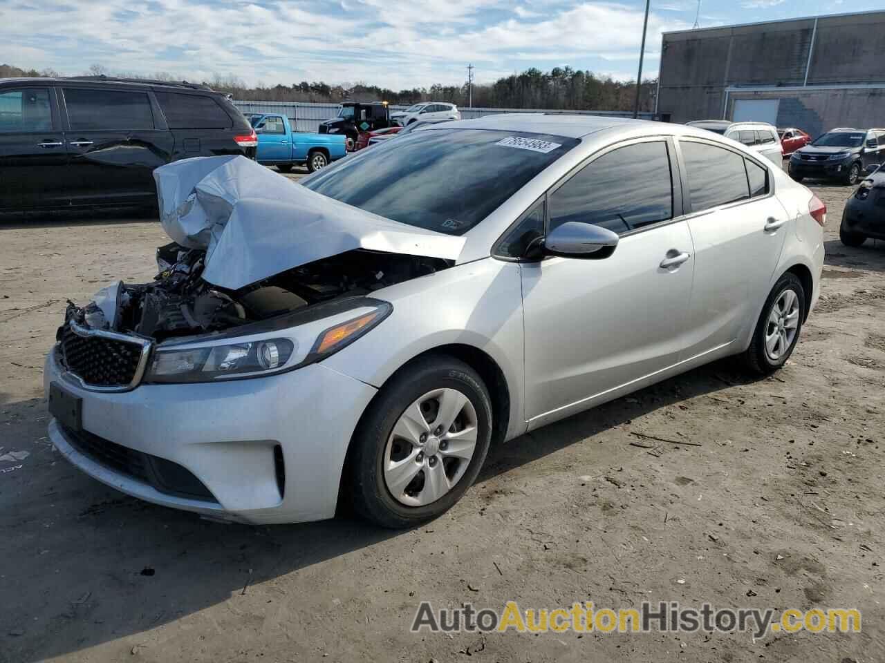 KIA FORTE LX, 3KPFK4A77HE045396