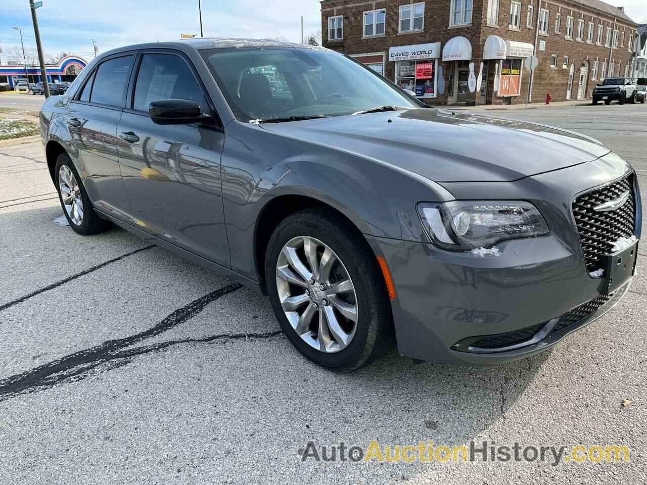 CHRYSLER 300 TOURING, 2C3CCARG2KH662286