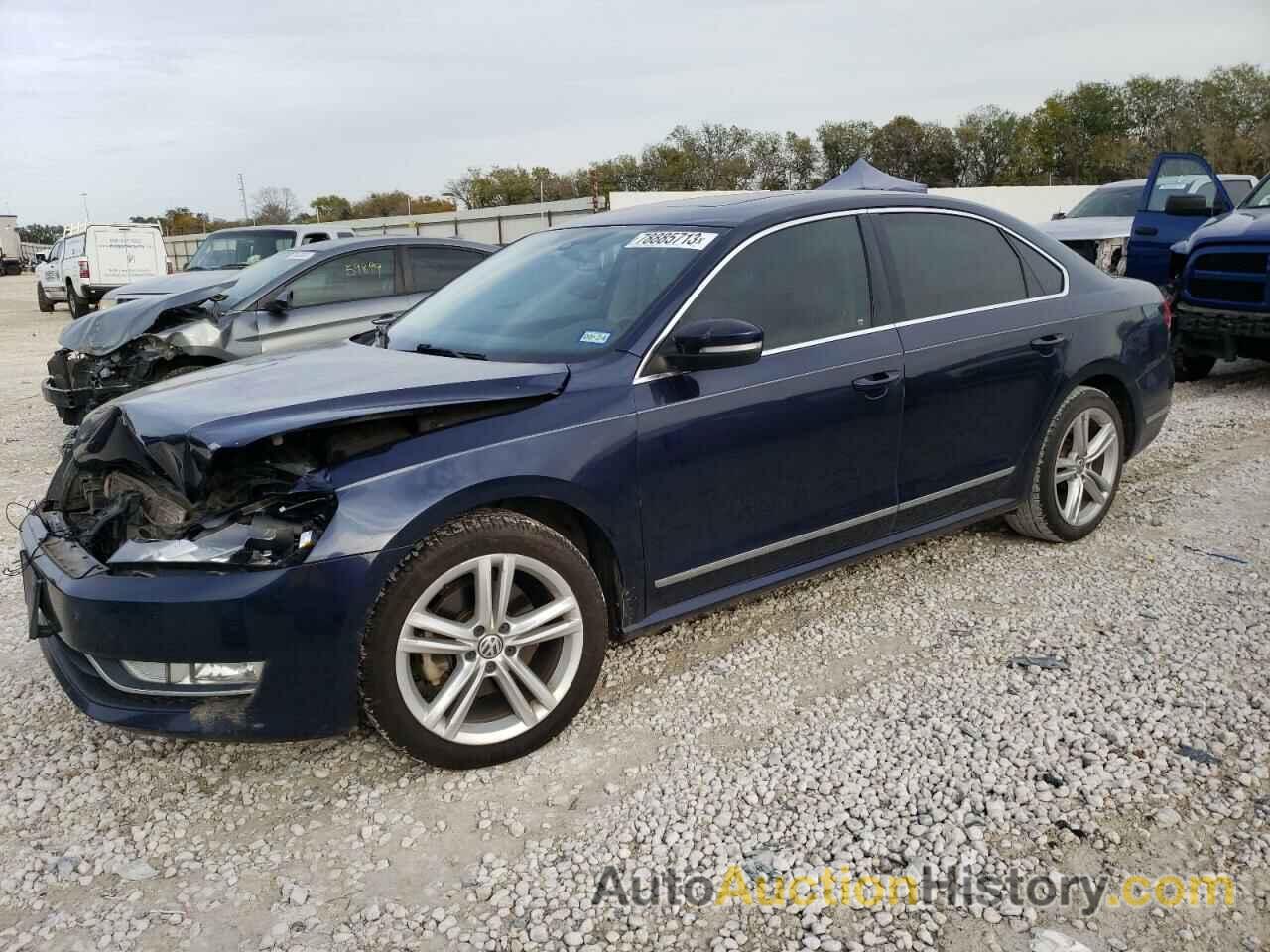 VOLKSWAGEN PASSAT SE, 1VWBS7A38FC014303