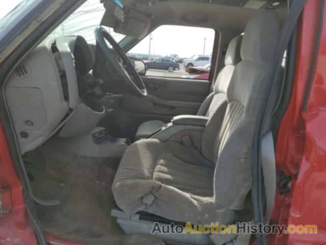 CHEVROLET BLAZER, 1GNCS13W12K135757