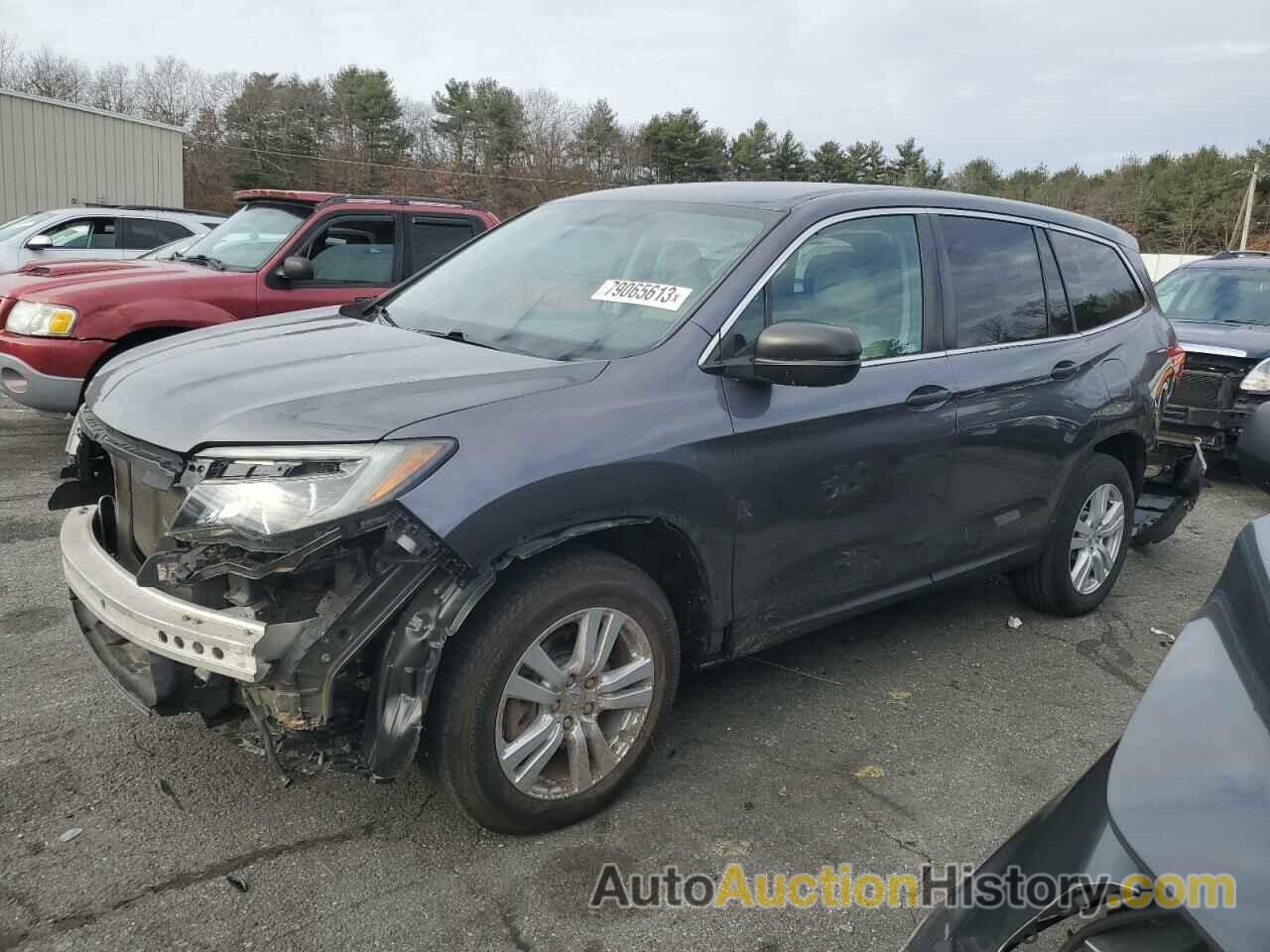 HONDA PILOT LX, 5FNYF6H18JB024227