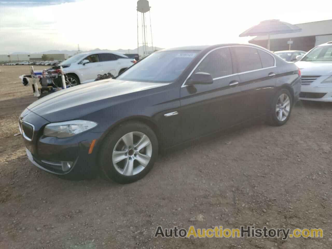 BMW 5 SERIES I, WBAXG5C54DDY35898