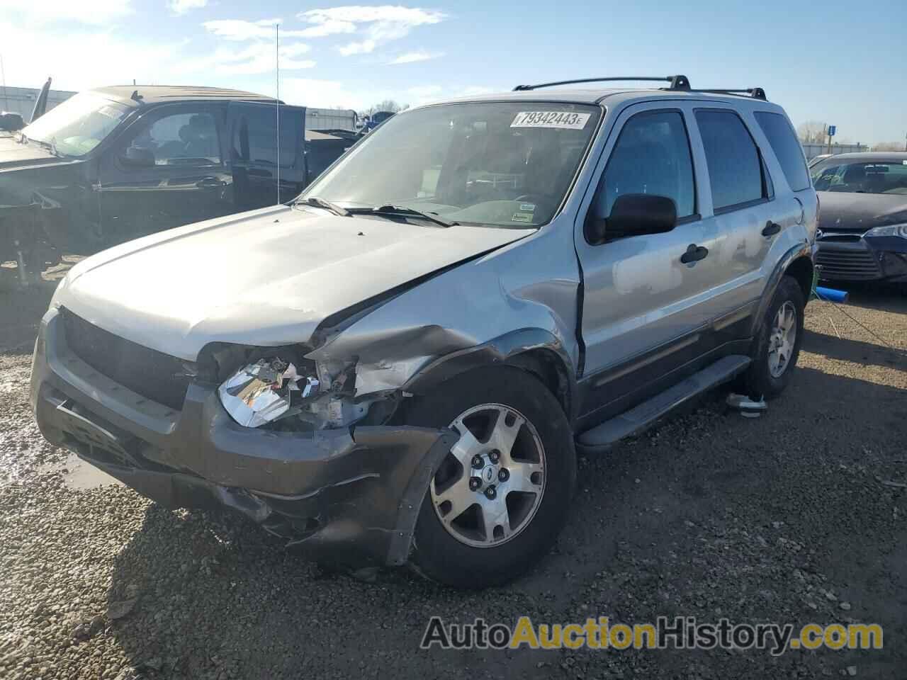 FORD ESCAPE XLT, 1FMCU93194KB74794