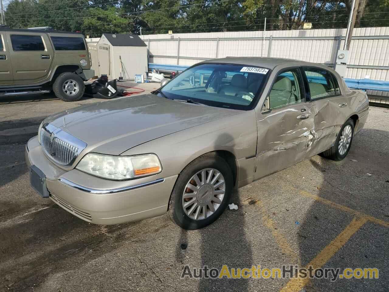 LINCOLN TOWNCAR EXECUTIVE, 1LNHM81W04Y623646