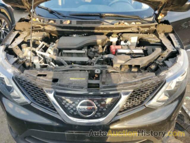 NISSAN ROGUE S, JN1BJ1CR9JW288740