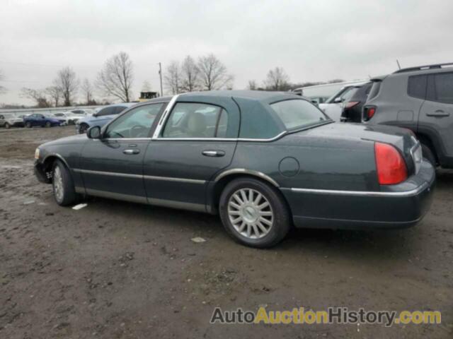 LINCOLN TOWNCAR SIGNATURE, 1LNHM82W83Y600886