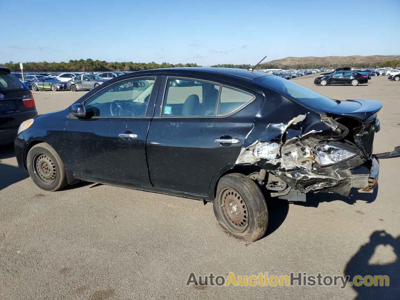 NISSAN VERSA S, 3N1CN7APXEK454827