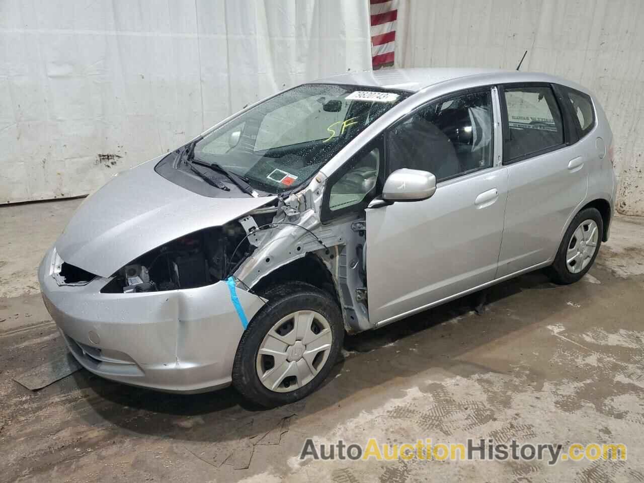 HONDA FIT, JHMGE8H39DC077823