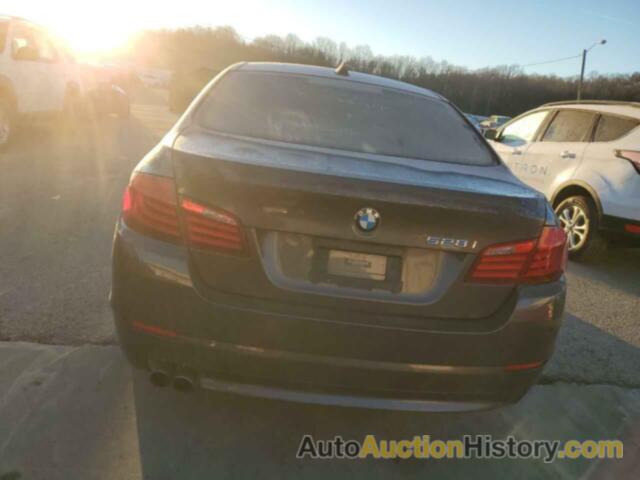 BMW 5 SERIES I, WBAXG5C51CDX05902