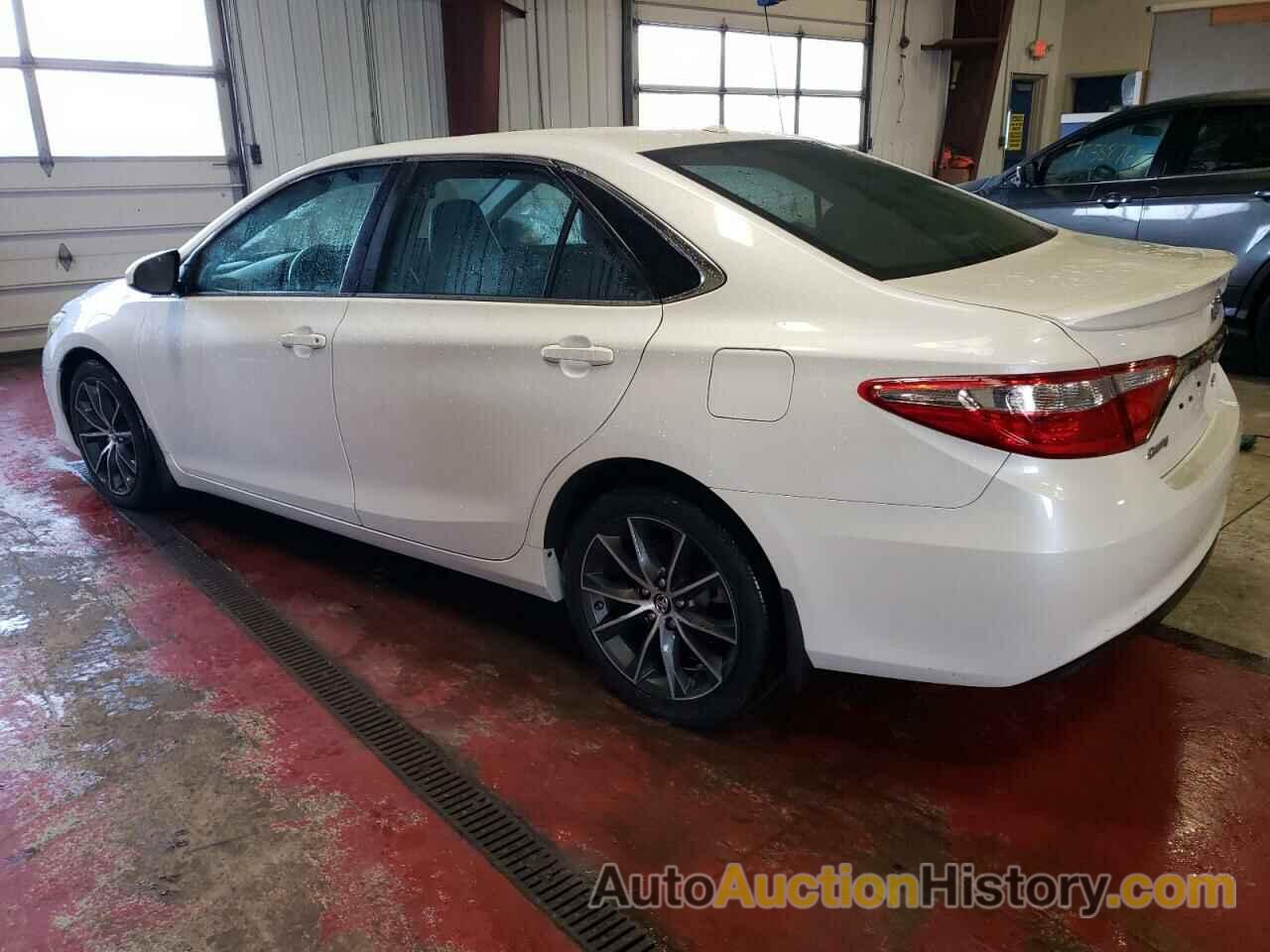 TOYOTA CAMRY LE, 4T1BF1FKXFU498615