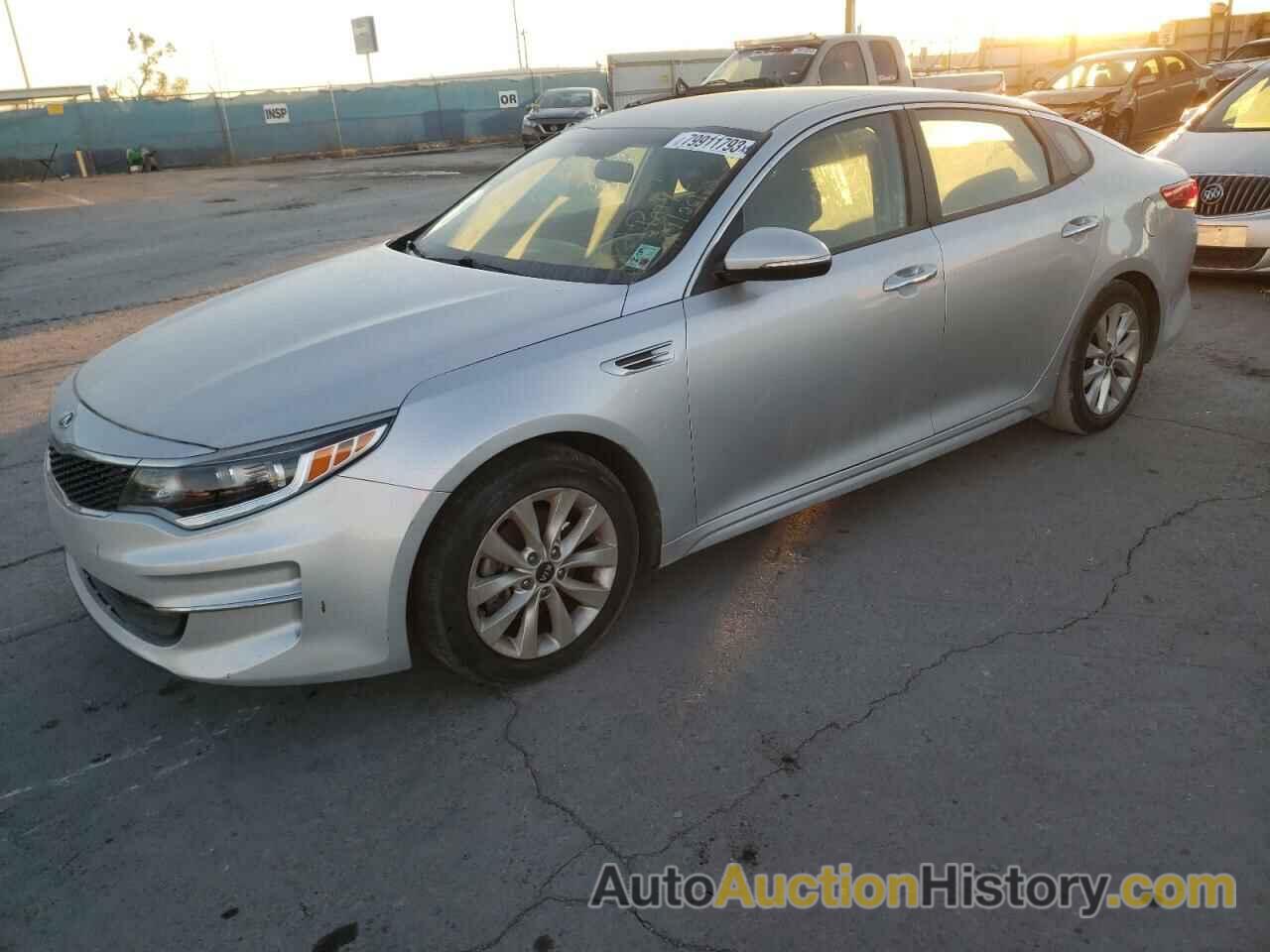 KIA OPTIMA LX, 5XXGT4L38HG133750