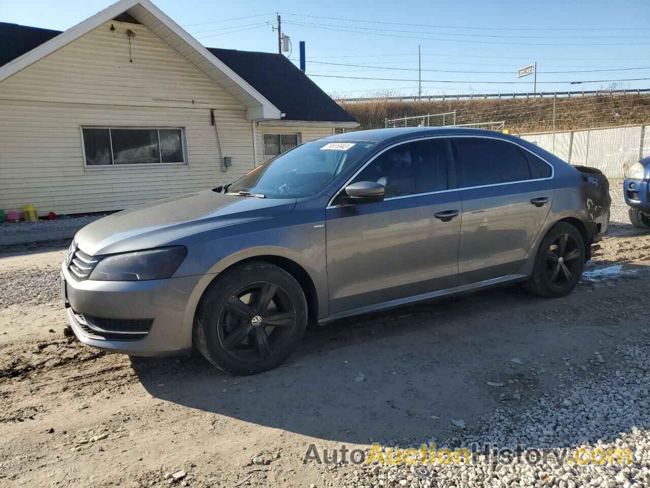 VOLKSWAGEN PASSAT S, 1VWAT7A39EC050993