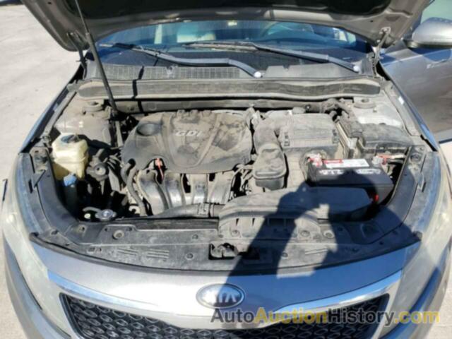 KIA OPTIMA LX, 5XXGM4A70DG209023