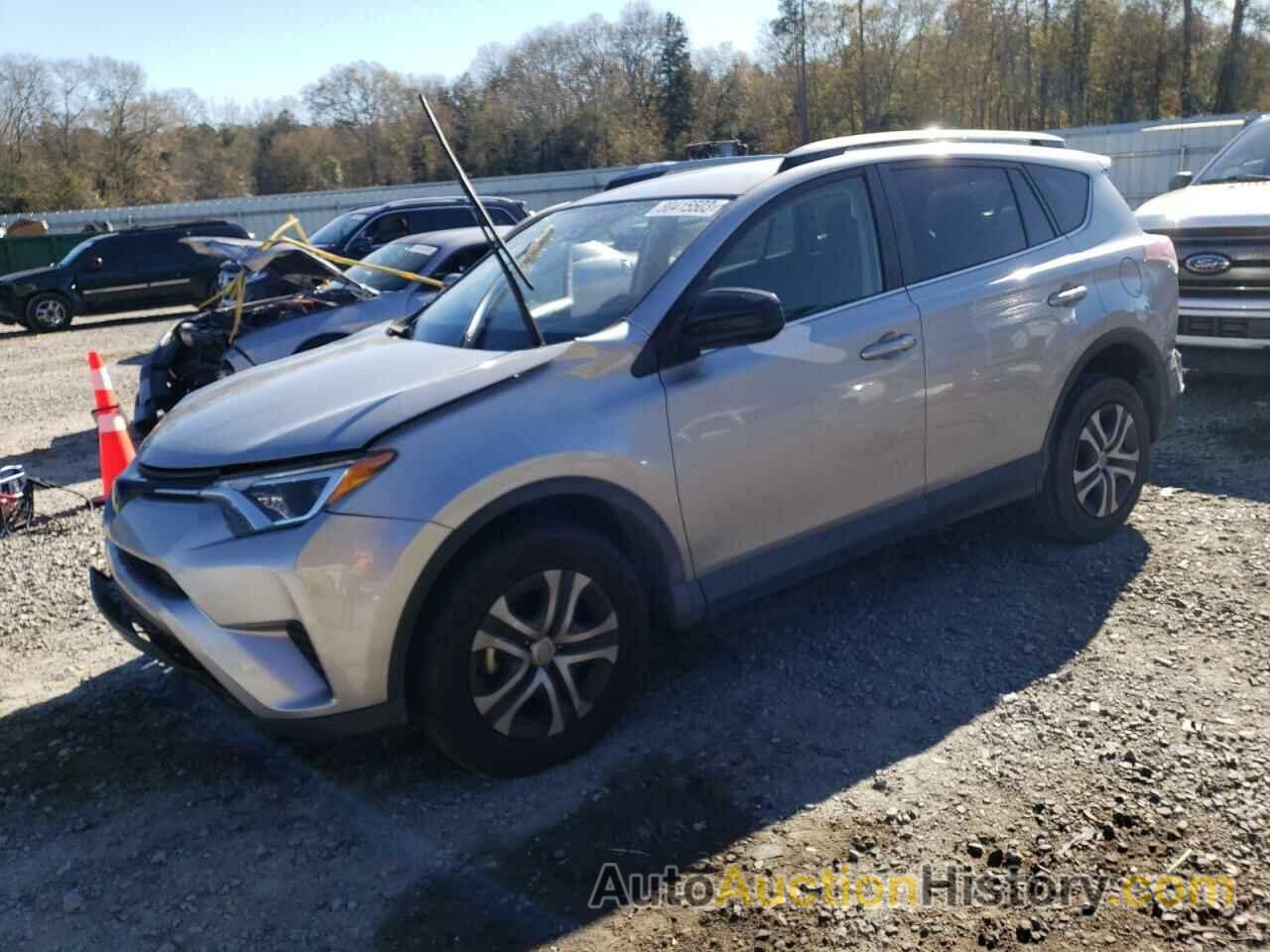 TOYOTA RAV4 LE, JTMZFREV3JD127009