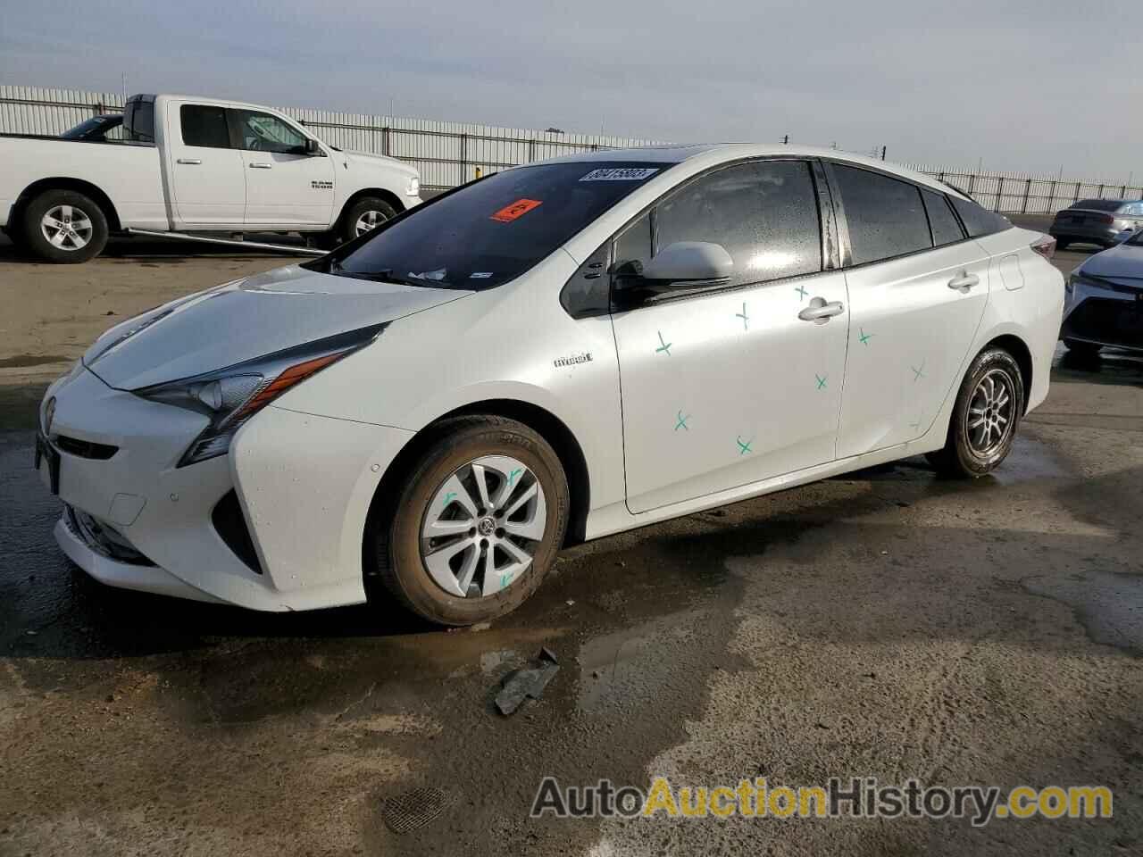 TOYOTA PRIUS, JTDKARFU7J3057395