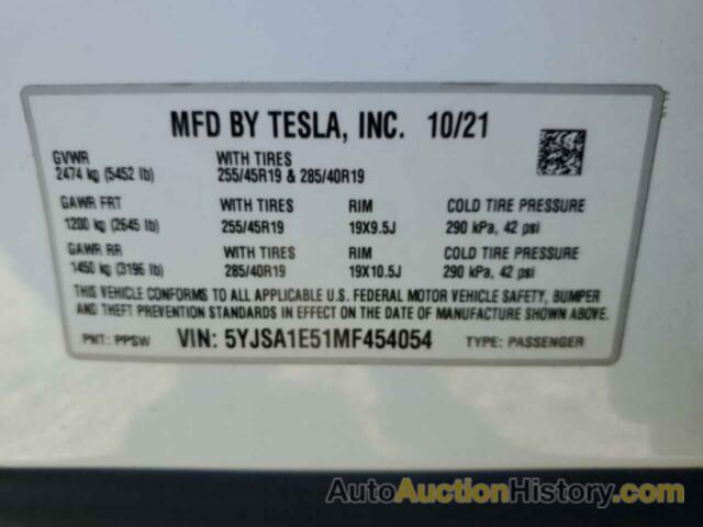 TESLA MODEL S, 5YJSA1E51MF454054