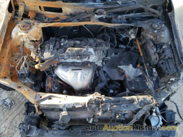 TOYOTA CAMRY LE, 4T4BF1FK0FR502919