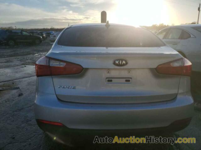 KIA FORTE LX, KNAFK4A69G5495033