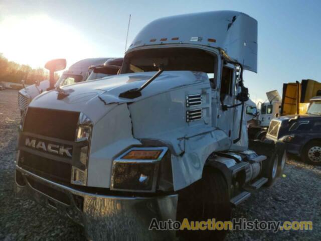 MACK TRUCK, 1M1AN3GY4KM007063