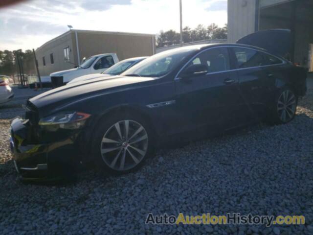 JAGUAR XJ R - SPORT, SAJWA1C76J8W15792