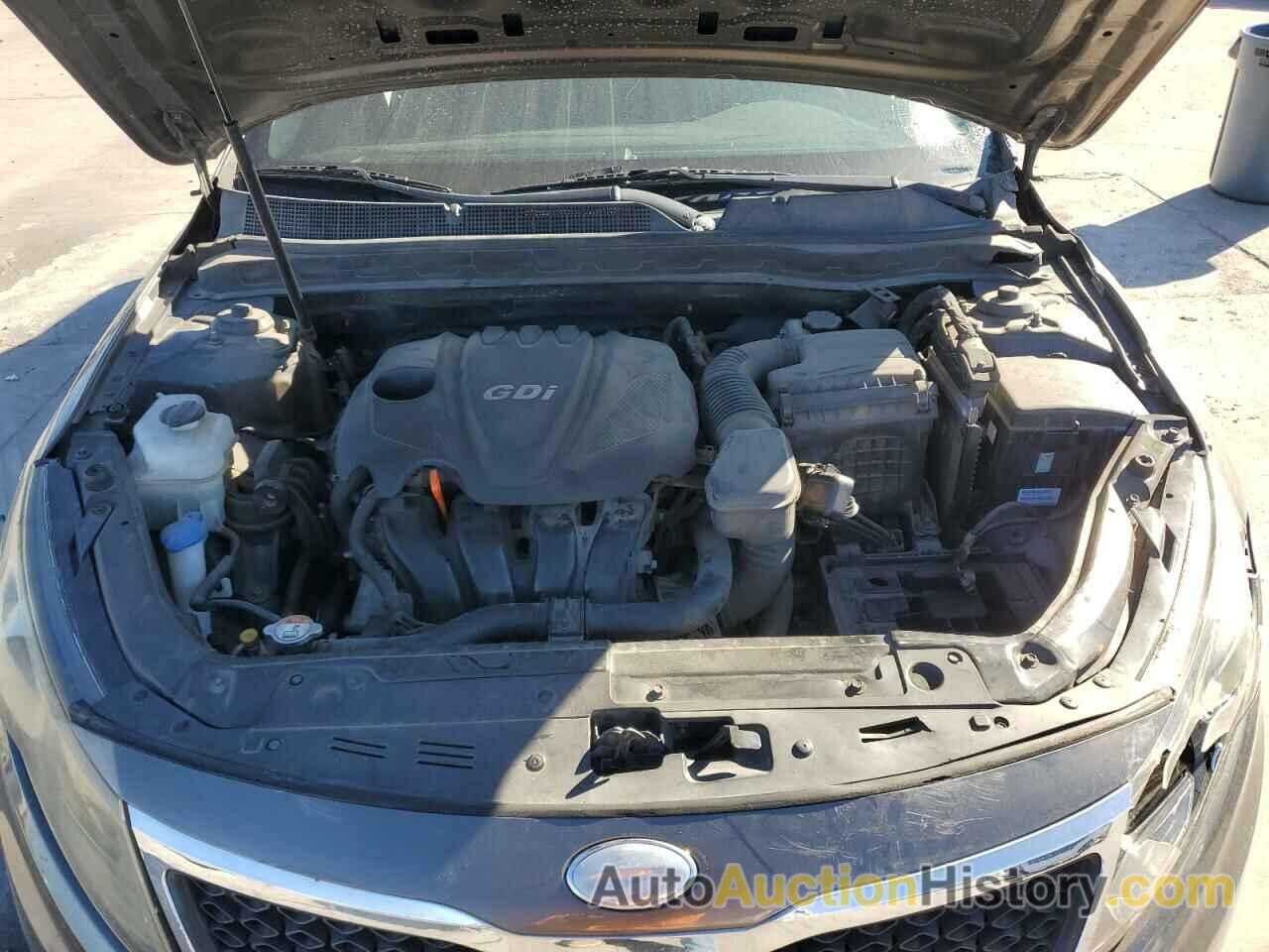 KIA OPTIMA LX, 5XXGM4A77DG203543