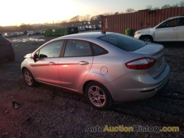 FORD FIESTA SE, 3FADP4BJ2KM101055