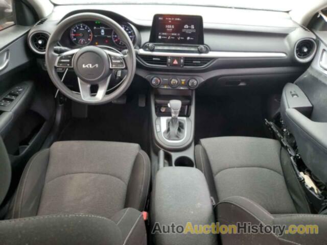 KIA FORTE LX, 3KPF24AD9PE513665