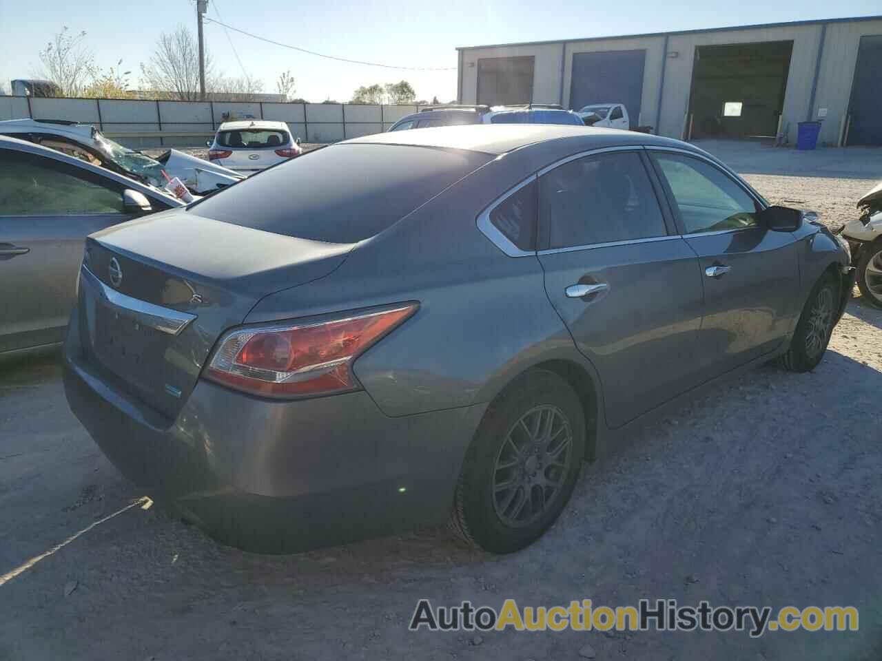 NISSAN ALTIMA 2.5, 1N4AL3AP4EC106620