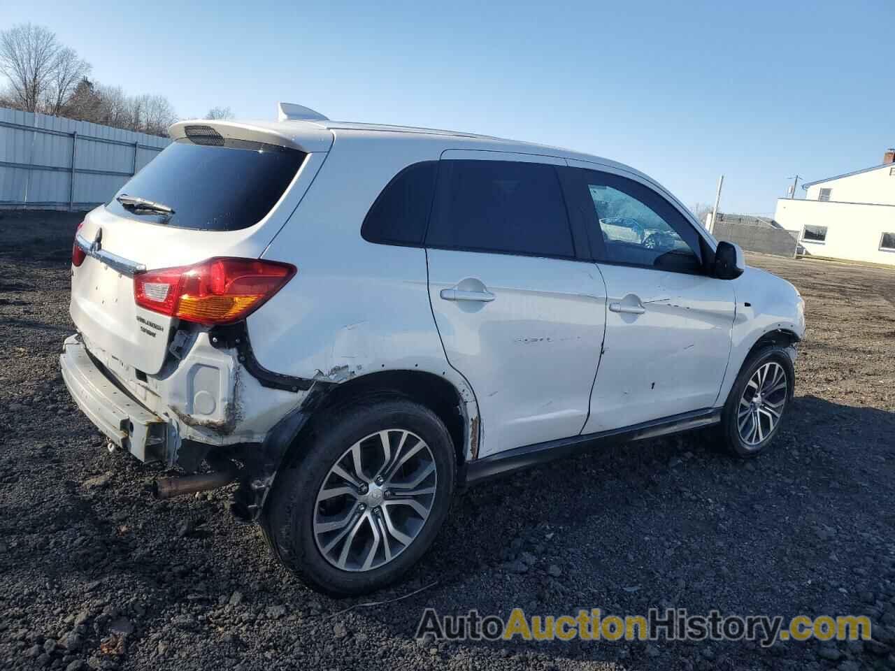 MITSUBISHI OUTLANDER ES, JA4AP3AU8JZ004937