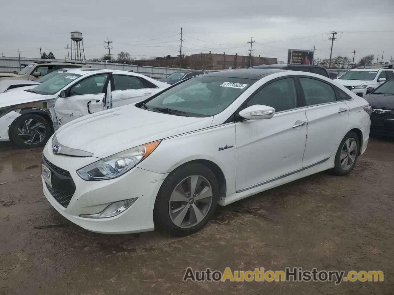 2011 HYUNDAI SONATA HYBRID, KMHEC4A4XBA009464