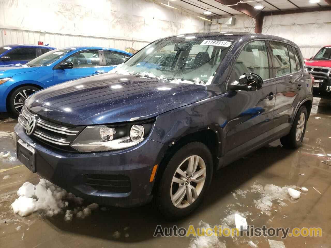 VOLKSWAGEN TIGUAN S, WVGBV7AX6CW581774