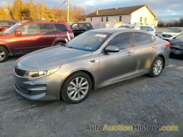 KIA OPTIMA LX, 5XXGT4L31JG264489