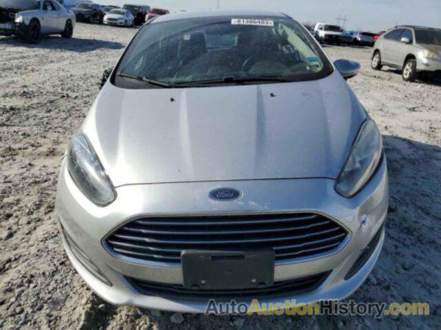 FORD FIESTA SE, 3FADP4EJ0JM119306