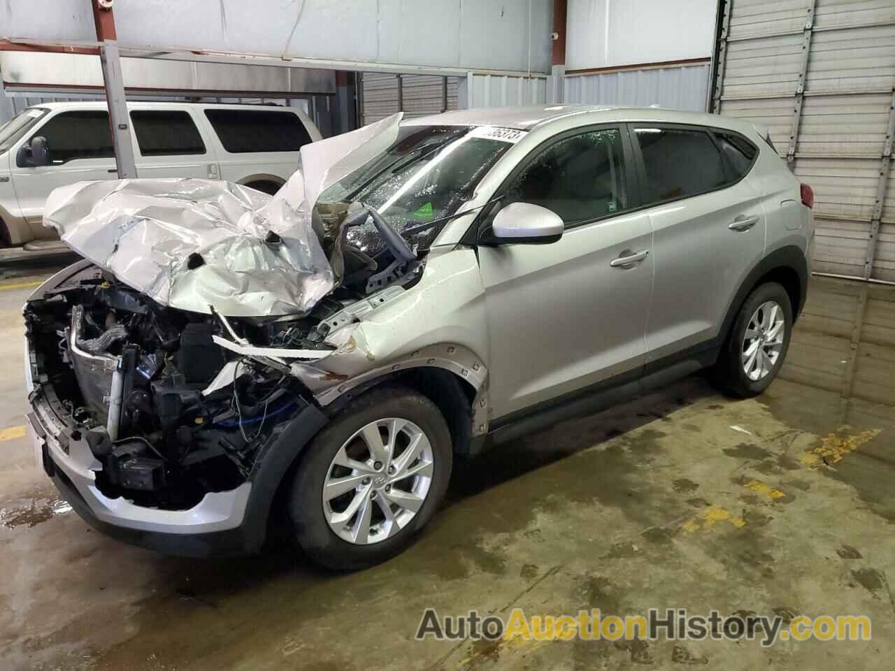 HYUNDAI TUCSON SE, KM8J2CA49LU214706