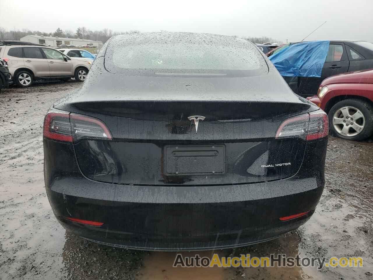 TESLA MODEL 3, 5YJ3E1EB1NF235417