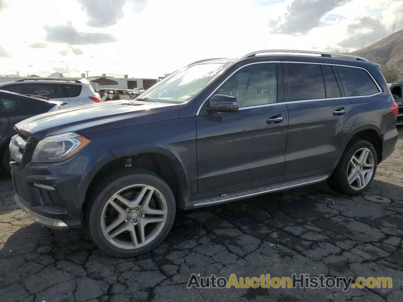 MERCEDES-BENZ GL-CLASS 550 4MATIC, 4JGDF7DE2DA246574