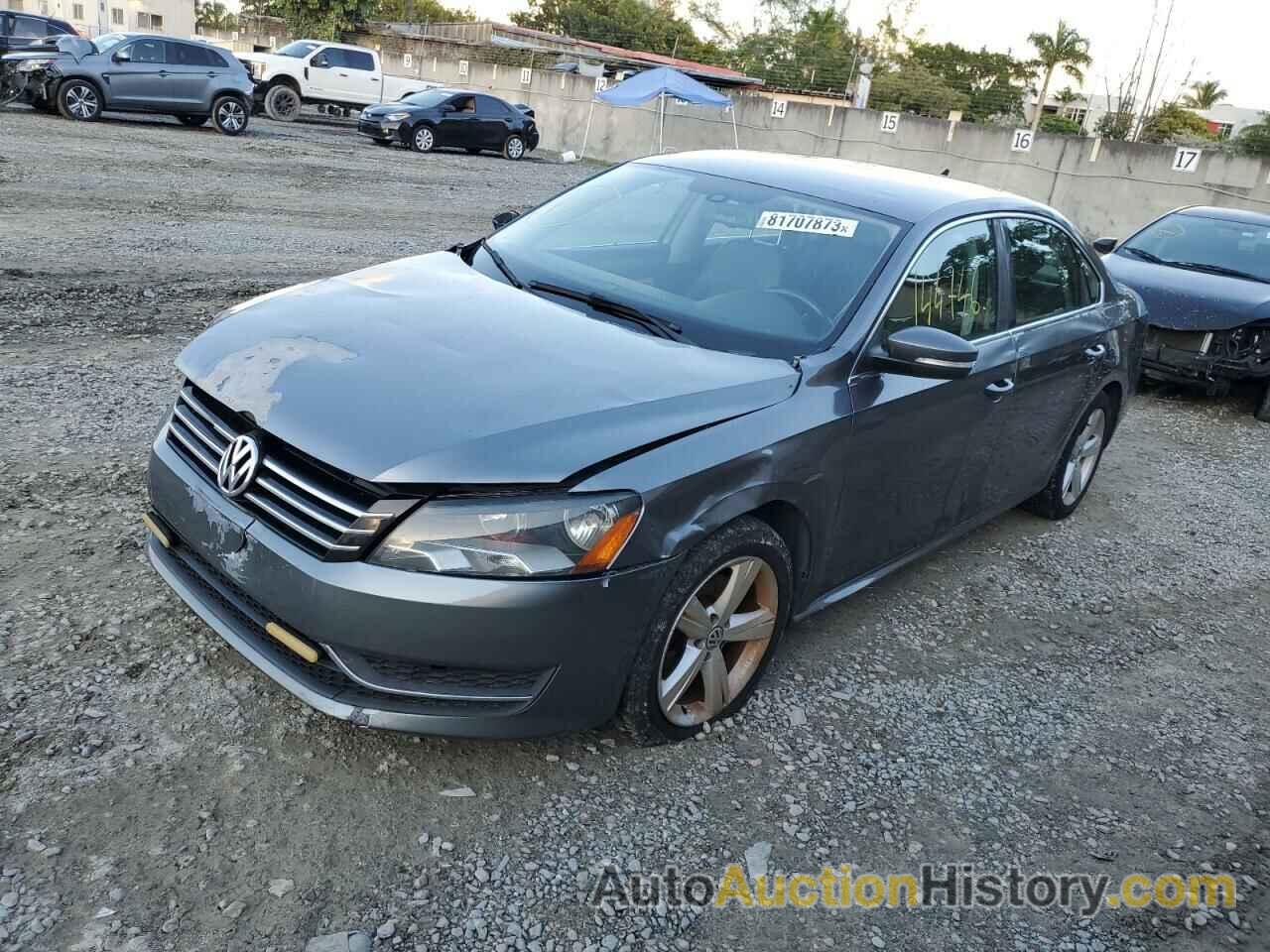 VOLKSWAGEN PASSAT SE, 1VWBP7A34DC031548