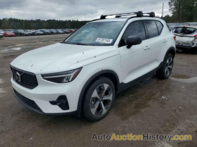 VOLVO XC40 PLUS PLUS, YV4K92HW5P2044221