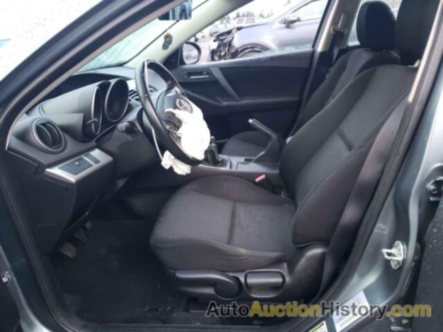 MAZDA 3 I, JM1BL1V8XC1561857