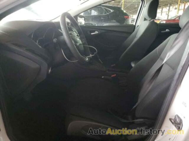 FORD FOCUS SE, 1FADP3K28JL272282