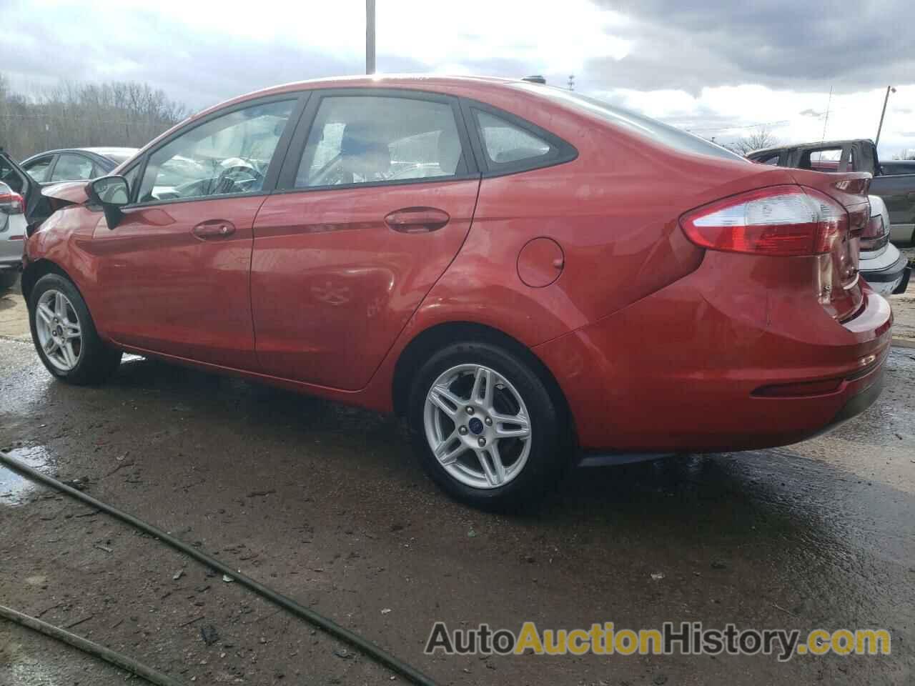 FORD FIESTA SE, 3FADP4BJ8KM115185