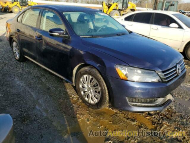 VOLKSWAGEN PASSAT S, 1VWAS7A34EC042299