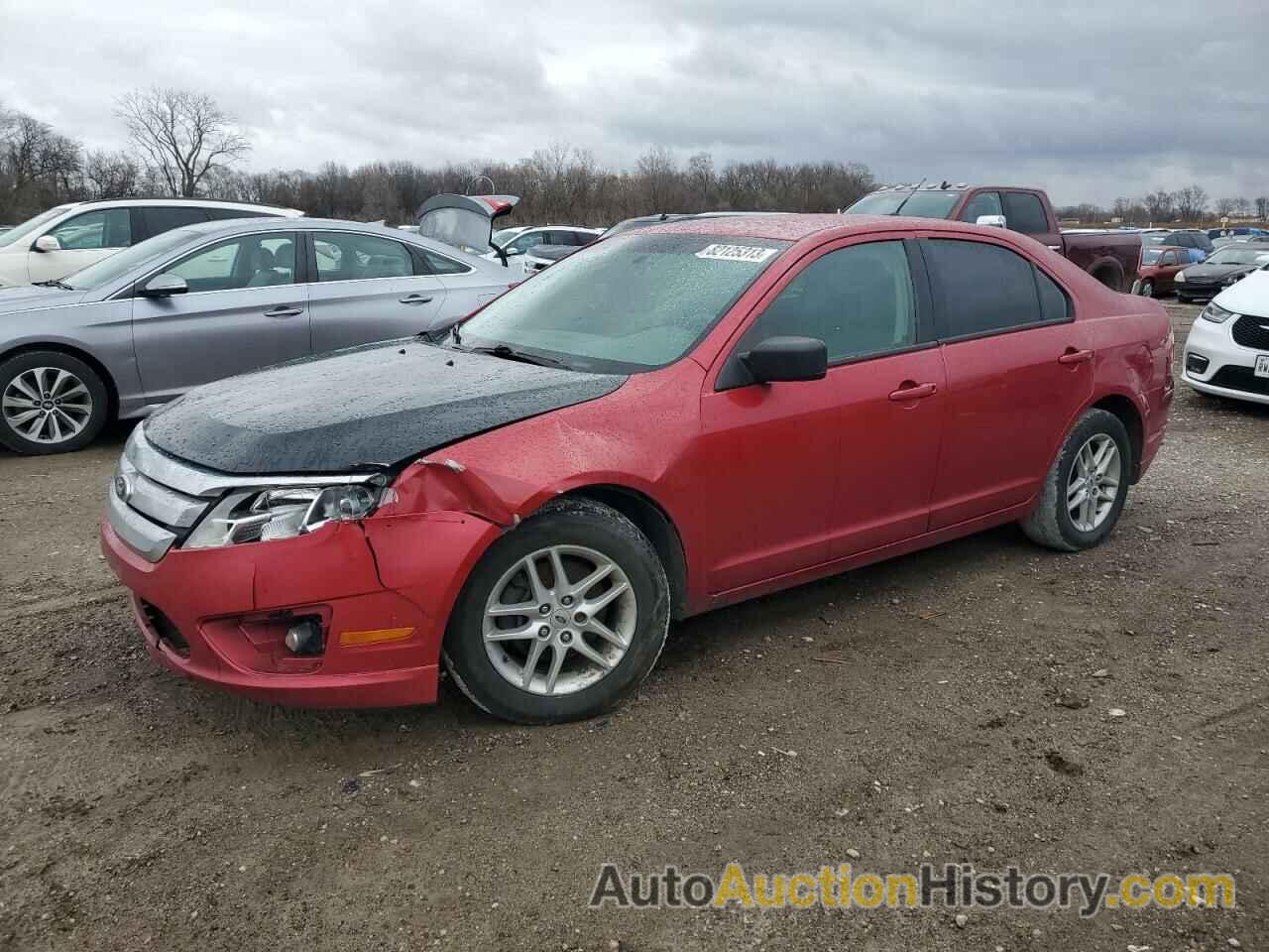 FORD FUSION S, 3FAHP0GA8CR294447