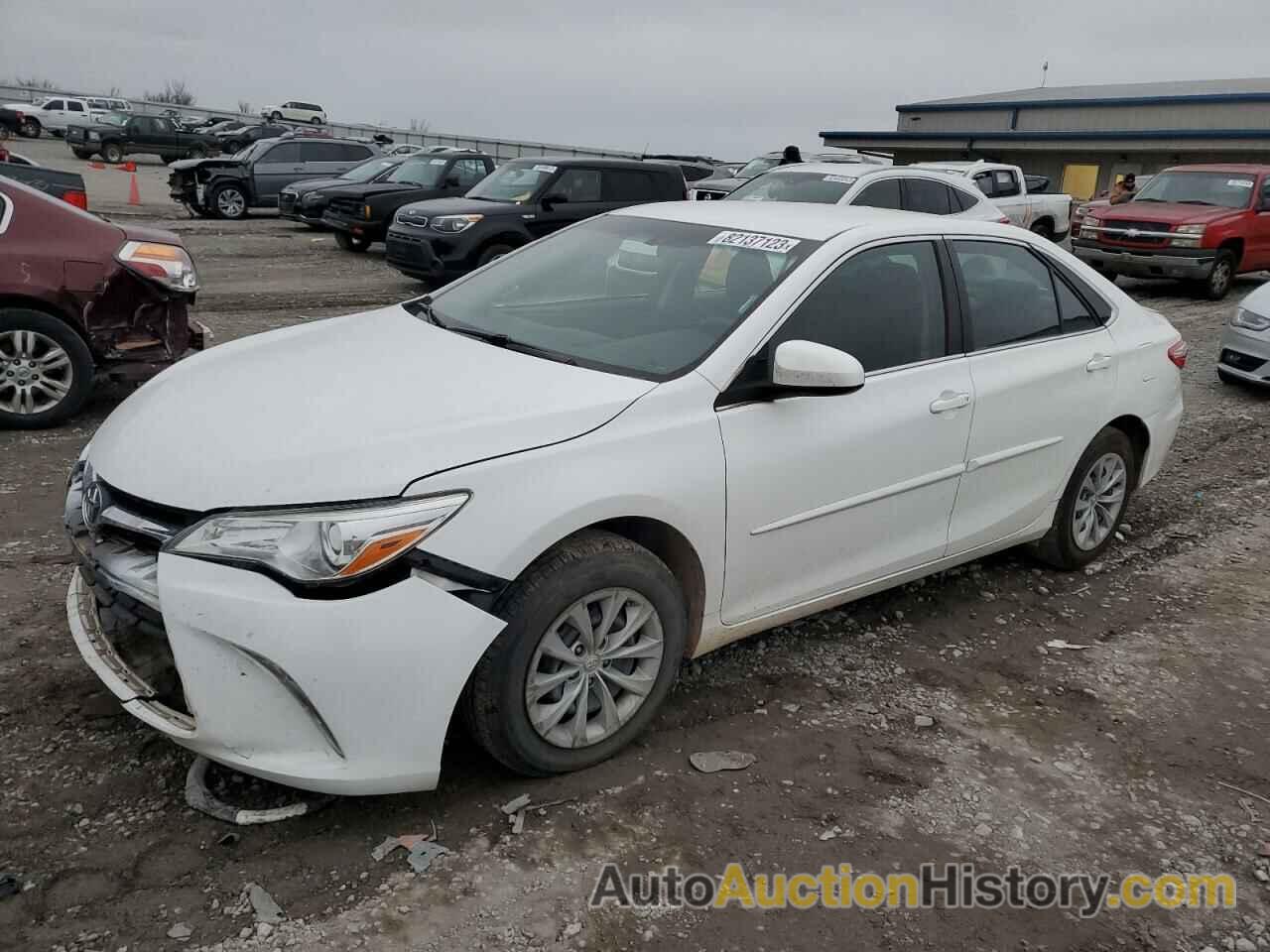 TOYOTA CAMRY LE, 4T1BF1FK6HU744613