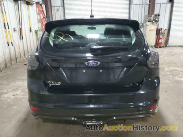 FORD FOCUS SE, 1FADP3K21EL456940