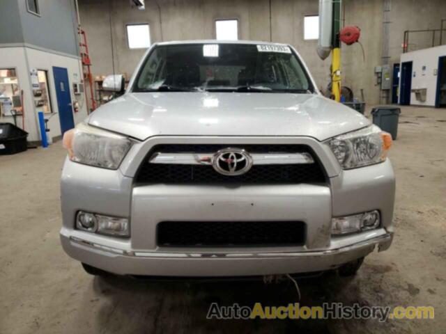 TOYOTA 4RUNNER SR5, JTEBU5JR4D5116961