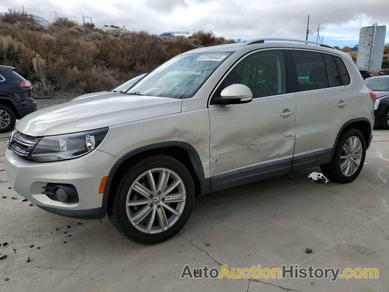 VOLKSWAGEN TIGUAN S, WVGBV7AX9DW511400