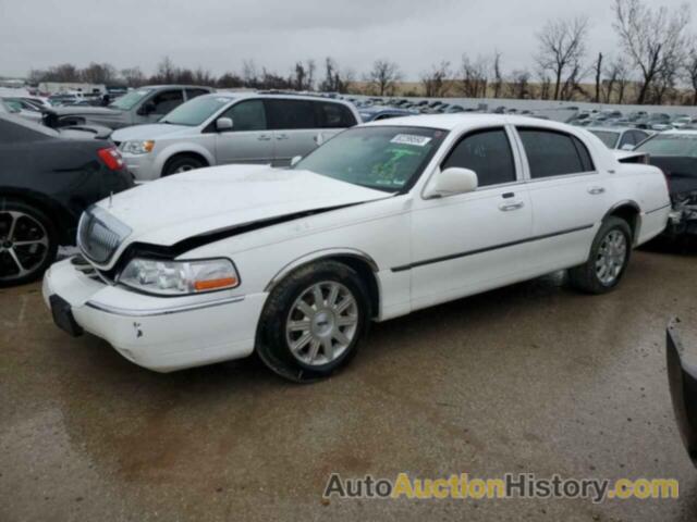 LINCOLN TOWNCAR SIGNATURE LIMITED, 2LNHM82V98X654342